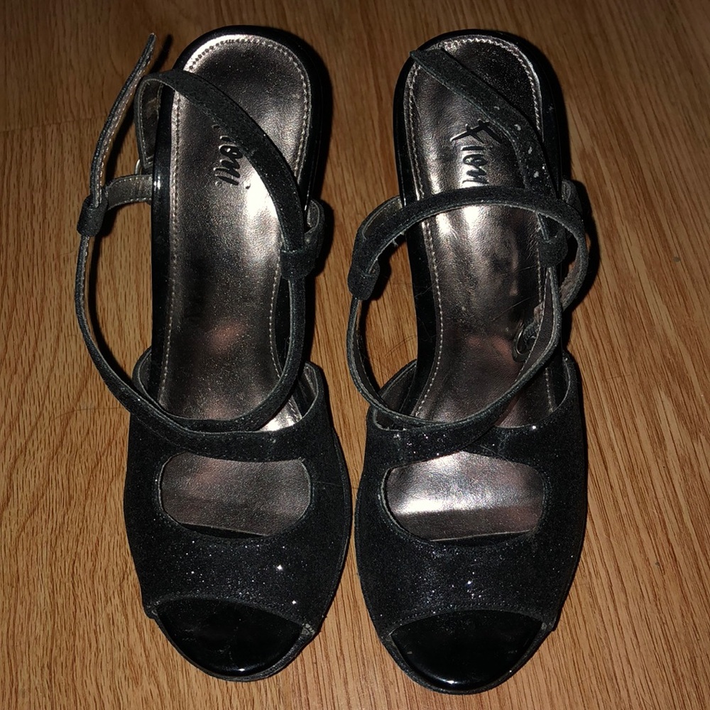 Fioni Black Sparkly Heels Size Women’s 5